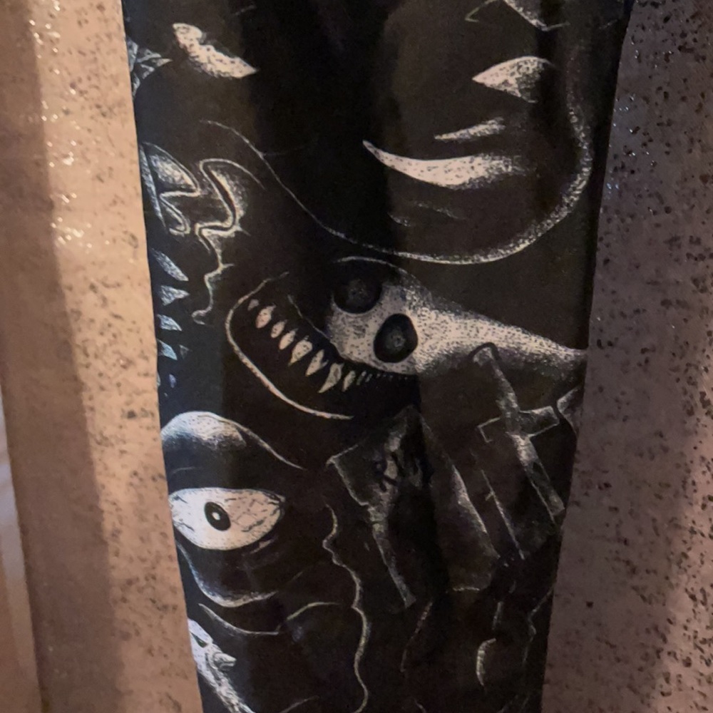 BlackMilk sketches of a mad man leggings XS goth - Picture 5 of 6